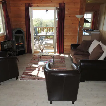 Holiday home Maisonnette L'arrivee Autoire